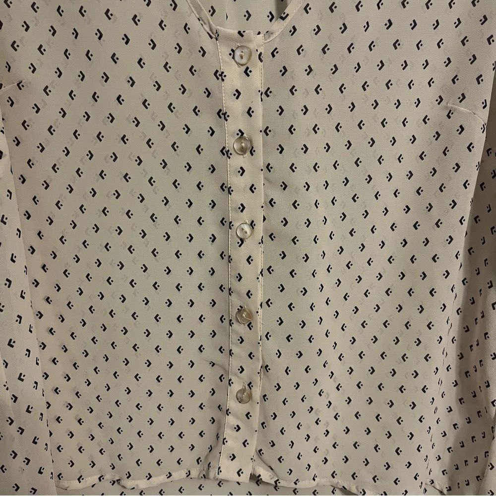 Anthropologie Pins & Needles Cream and Navy Printed Top - Picture 3 of 9